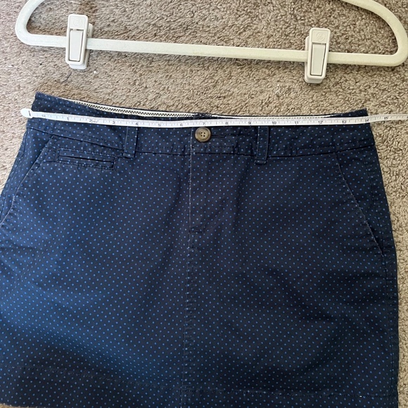 Old Navy Tiny Polka Dot Mini Skirt - Picture 4 of 5